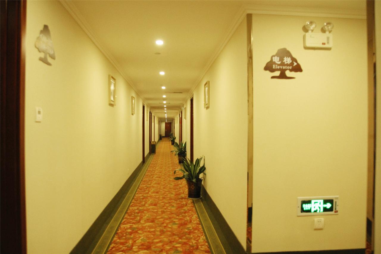 Greentree Inn Liaoning Dalian Development Zone Jinma Road Pedestrian Street Express Hotel Exterior foto